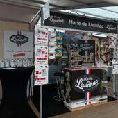 🇫🇷 🏃🏽‍♂️Marie de Livinhac au Salon des Templiers 2025 

Le week-end dernier, Marie de Livinhac était présente à Millau pour la 31ᵉ édition du Salon des Templiers !

Trois jours d’échanges, de découvertes et de belles rencontres autour du sport et du terroir !

Nous avons présenté nos fromages lyophilisés Croq & Craq, des snacks 100 % AOP, naturellement riches en protéines.

👉🏼 Une alternative saine et savoureuse pour l’énergie, la récupération et la performance.

🧀 Nos 3 fromages :

	•	Roquefort AOP - 260 kcal, 14 g de protéines 
→ idéal pour la récupération et un snack équilibré.

	•	Camembert AOP - 214 kcal, 19 g de protéines 
→ formule hyperprotéinée pour la construction musculaire.

	•	Laguiole AOP - 246 kcal, 16 g de protéines 
→ profil polyvalent, pour énergie & récupération.

Des produits simples, bons et efficaces pour accompagner les sportifs naturellement.

En parallèle, notre gamme Trek Adventur a également suscité de l’intérêt : nos plats lyophilisés pensés pour l’outdoor, légers, pratiques et savoureux, parfaits pour les aventuriers et amateurs d’évasion ⛰️

Et bien sûr, notre gamme Terroir était aussi de la partie, avec notre incontournable aligot, et tous les autres la truffade, l’estofinade, la flaune , la fouace ….

#templier #trek #terroir #mariedelivinhac #trekadventur #croqetcraq #trekadventur